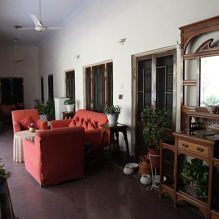 Loharu House Bed & Breakfast Джайпур Екстериор снимка